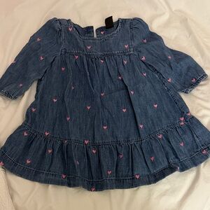 BABY GAP Denim Dress with Pink Hearts. EUC, 18-24 mos. Worn once !
